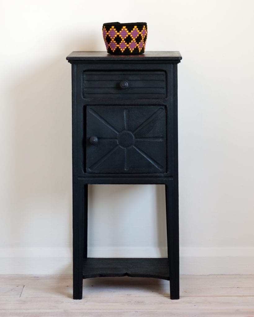 Annie Sloan Athenian Black – Μαύρο Έπιπλο Μαύρο έπιπλο βαμμένο με Annie Sloan Athenian Black