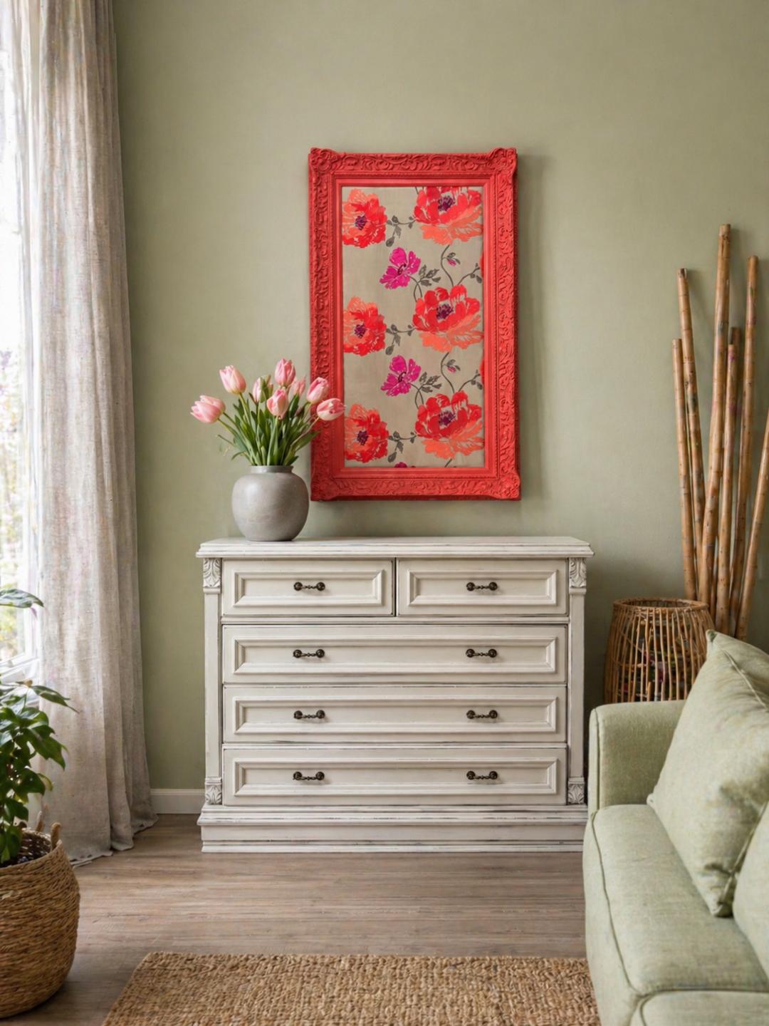 Annie Sloan Old White Chalk Paint™ σε κλασική συρταριέρα